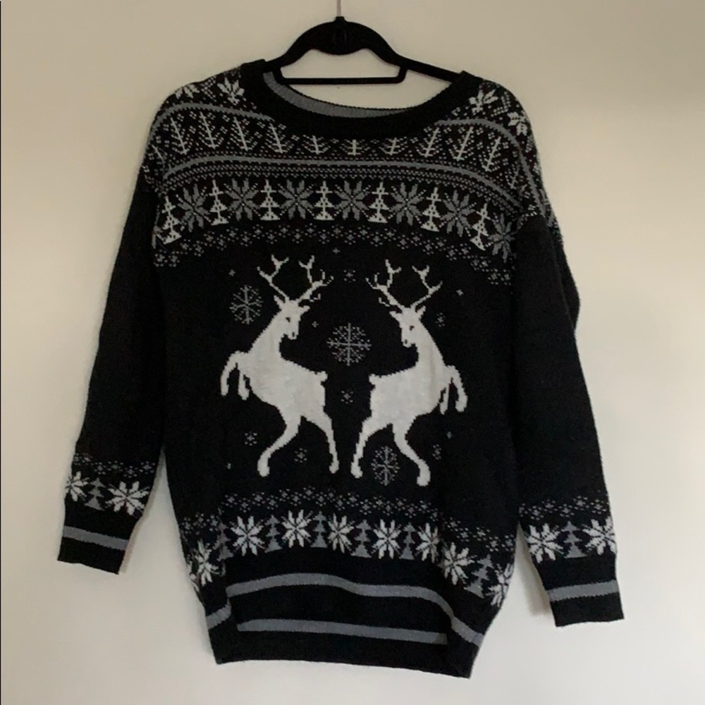 Oversized Reindeer Christmas sweater